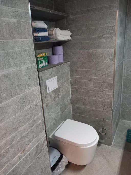 Stilvolle Wohnung Mit Terrasse/Garten Wien Ngoại thất bức ảnh